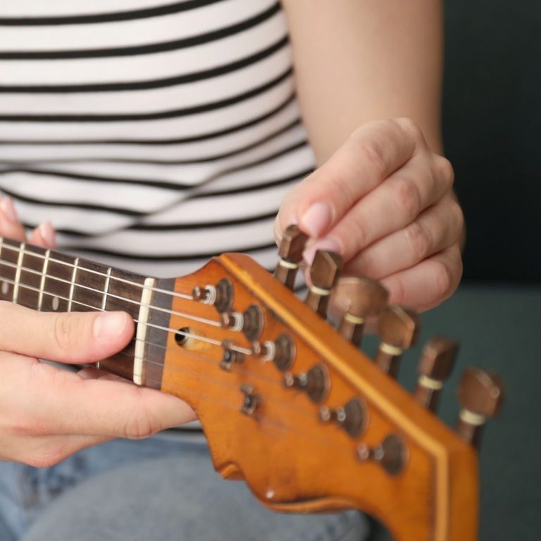 cours guitare lattes maurin